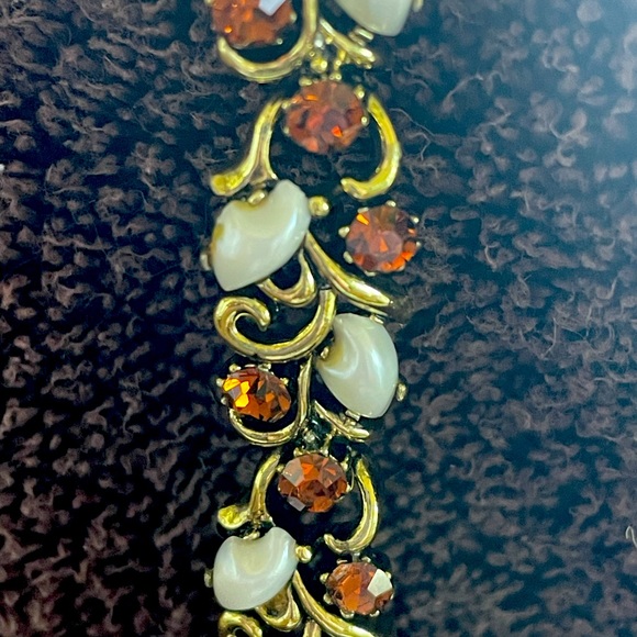 Vintage Lisner Bracelet - Picture 1 of 4